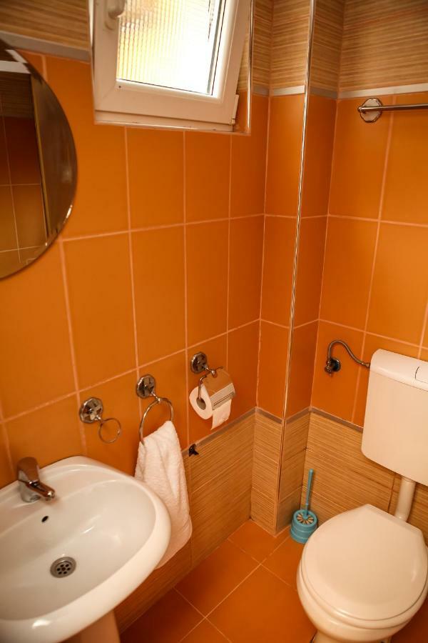Sara Apartment Τσέτινιε Εξωτερικό φωτογραφία